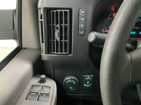 2024 Chevrolet Express LT 3500