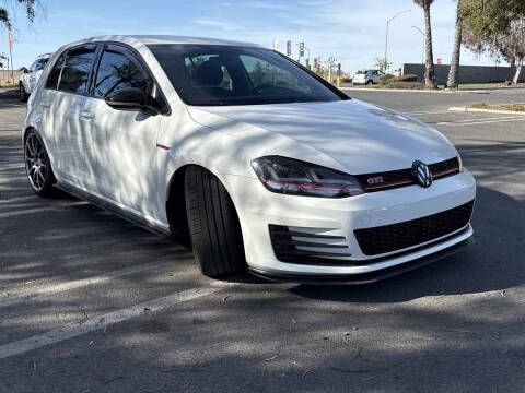 2017 Volkswagen Golf GTI S