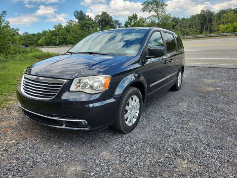 2014 Chrysler Town and Country for sale at Mackeys Autobarn in Bedford PA