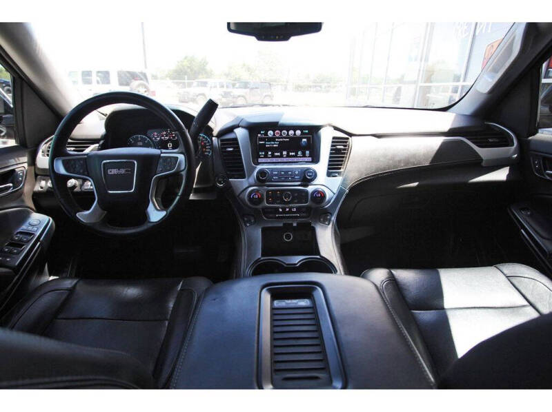 2017 GMC Yukon SLT
