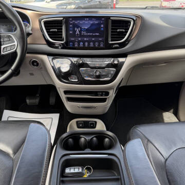 2018 Chrysler Pacifica Touring L