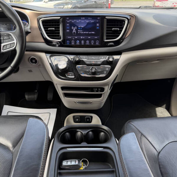 2018 Chrysler Pacifica Touring L