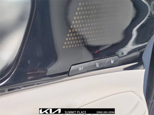 2025 Kia Carnival SX Prestige