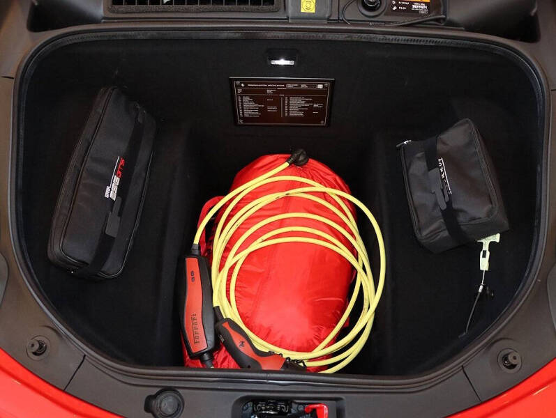 2024 Ferrari 296 GTS