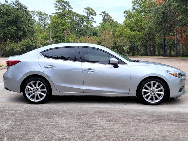 2017 Mazda MAZDA3 Touring