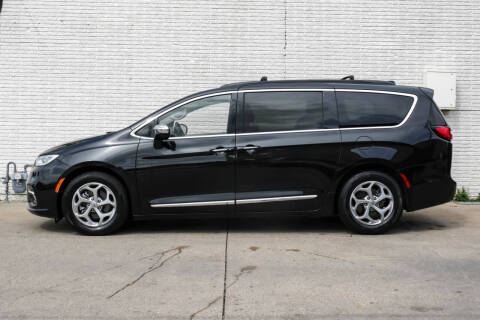 2022 Chrysler Pacifica Limited
