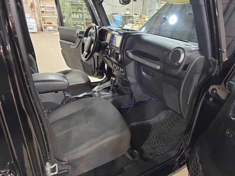 2017 Jeep Wrangler Unlimited Sport