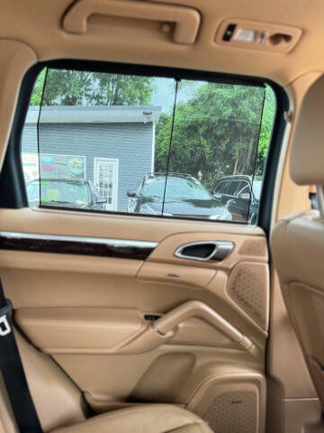 2012 Porsche Cayenne Tiptronic