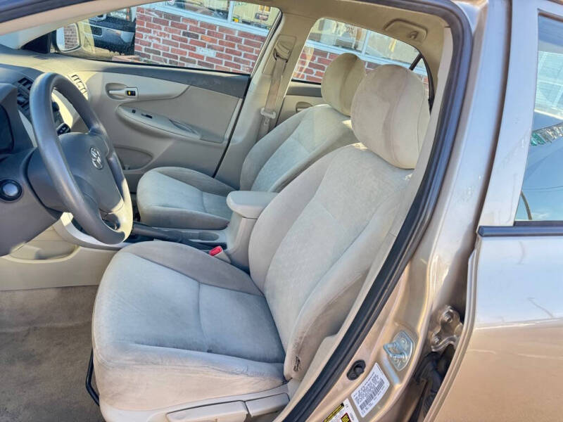 2009 Toyota Corolla LE