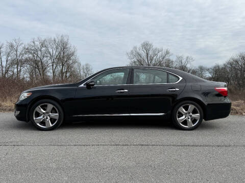 2012 Lexus LS 460 for sale at GT Auto Group in Goodlettsville TN