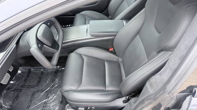 2022 Tesla Model S Plaid