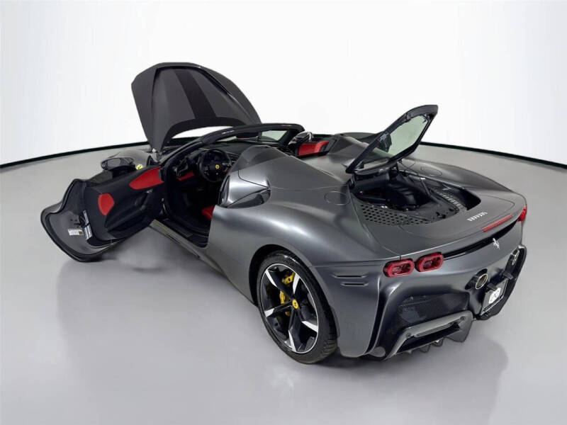 2022 Ferrari SF90 Spider