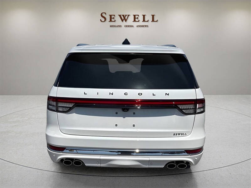 2025 Lincoln Aviator Black Label