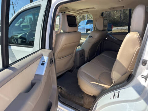 2012 Nissan Pathfinder Silver Edition