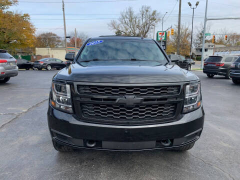 2015 Chevrolet Tahoe for sale at DTH FINANCE LLC in Toledo OH