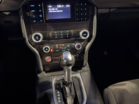 2020 Ford Mustang EcoBoost