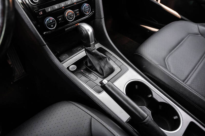 2020 Volkswagen Passat SE