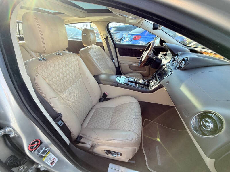 2017 Jaguar XJL Portfolio