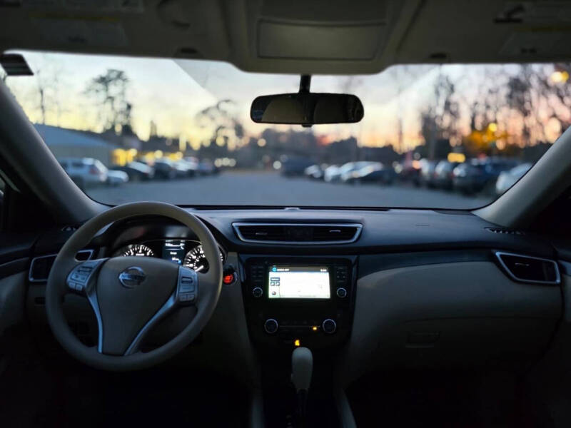 2015 Nissan Rogue SV
