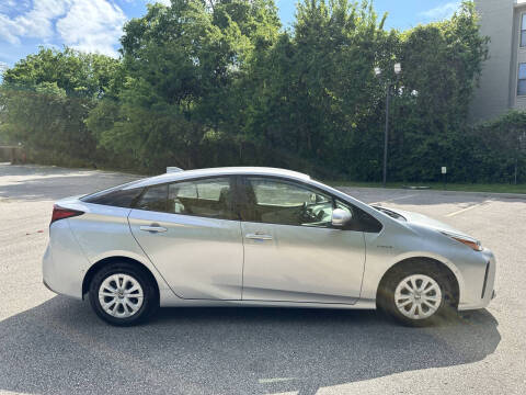 2022 Toyota Prius LE