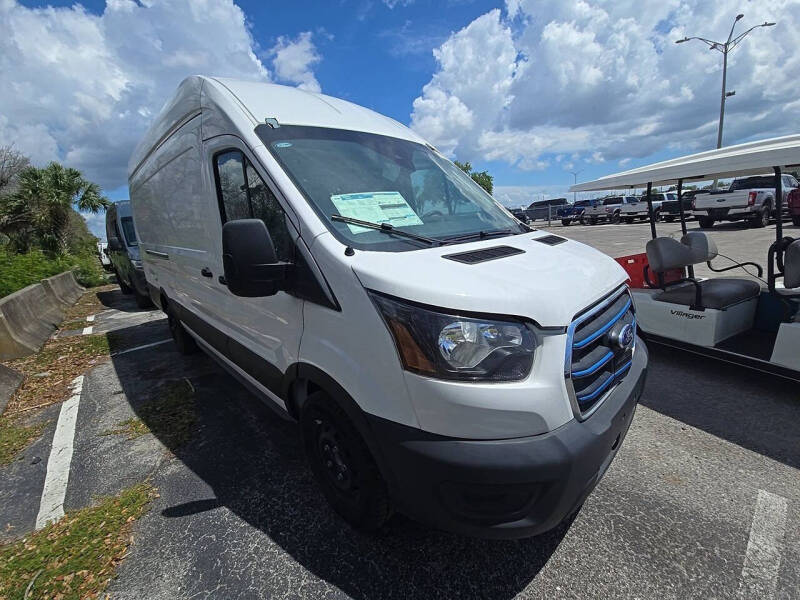 2023 Ford E-Transit 350