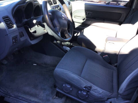 2004 Nissan Frontier XE-V6