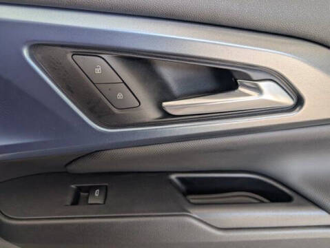 2025 Chevrolet Equinox EV LT 2