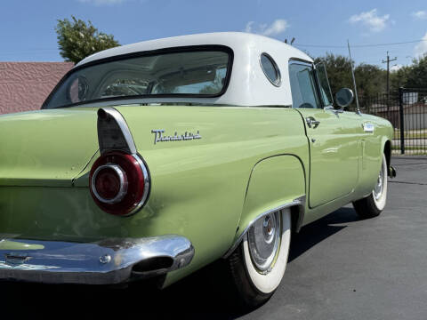 1956 Ford Thunderbird