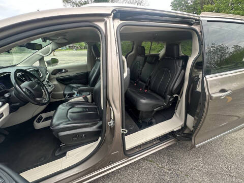 2018 Chrysler Pacifica Touring L
