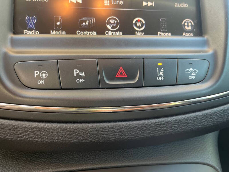 2015 Chrysler 200 C