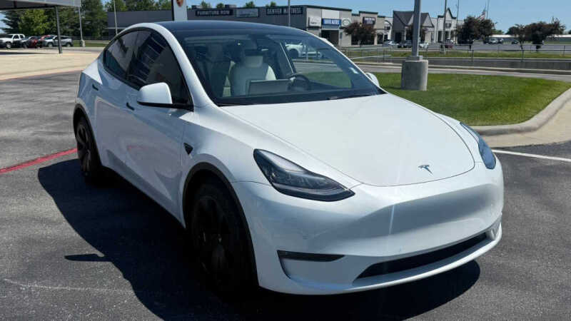 2022 Tesla Model Y Long Range