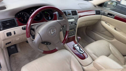 2004 Lexus ES 330