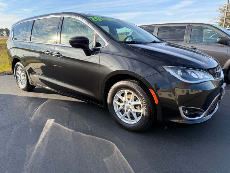 2020 Chrysler Pacifica Touring