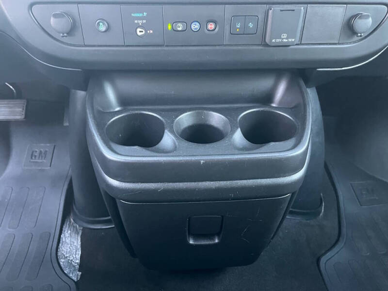 2023 Chevrolet Express LT 3500