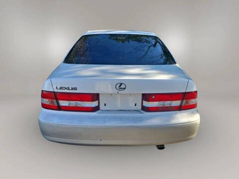 2001 Lexus ES 300