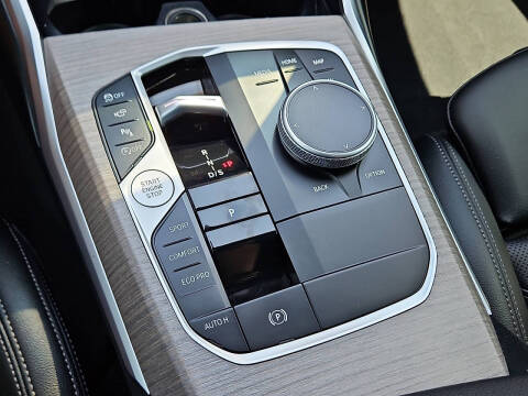 2025 BMW 3 Series 330i