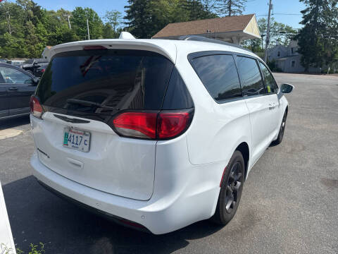 2019 Chrysler Pacifica Touring L Plus