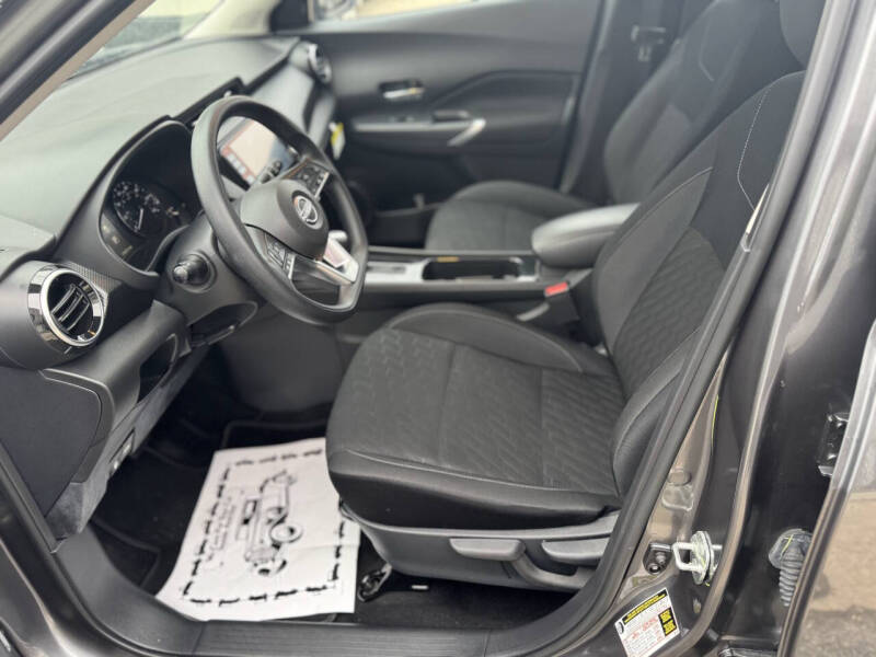 2024 Nissan Kicks SV