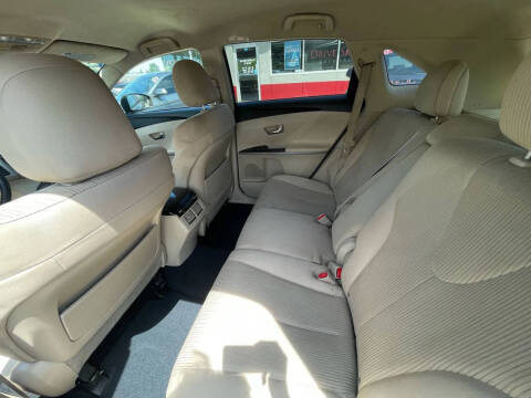 2011 Toyota Venza AWD 4cyl