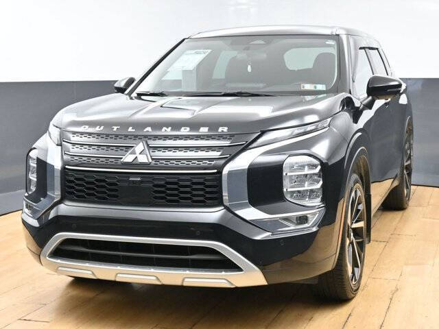 2022 Mitsubishi Outlander SE