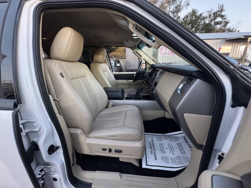 2017 Ford Expedition EL XLT