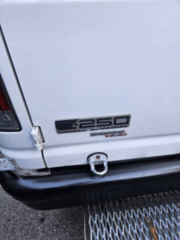 2013 Ford E-Series E-250