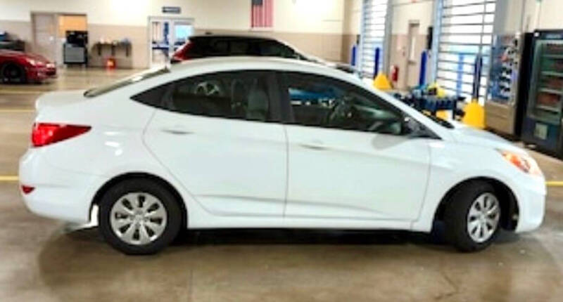 2017 Hyundai Accent SE