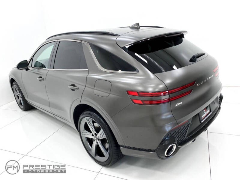 2023 Genesis GV70 2.5T Standard