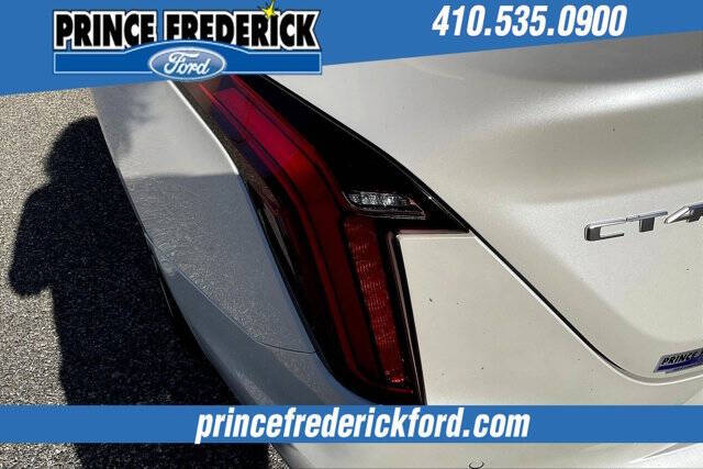 2025 Cadillac CT4 Luxury