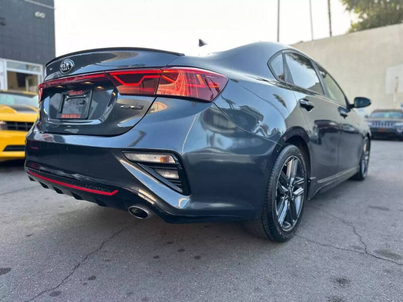 2020 Kia Forte GT Line