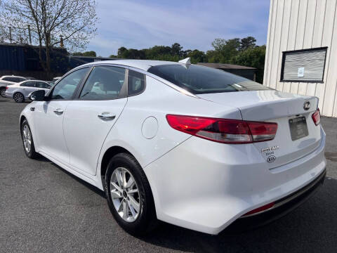 2018 Kia Optima LX