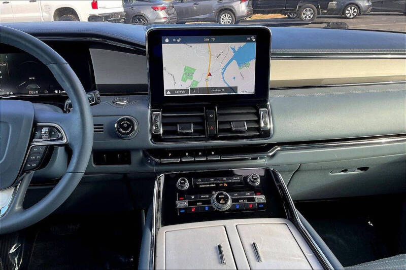 2019 Lincoln Navigator L Black Label