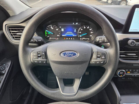 2021 Ford Escape Hybrid SE