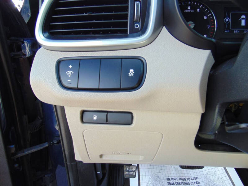 2017 Kia Sorento LX